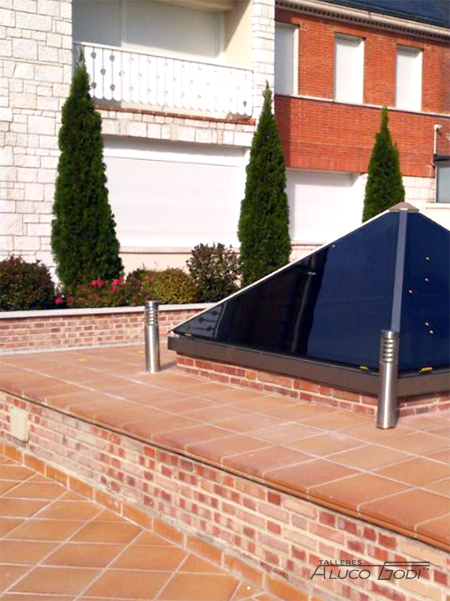 Lucernario triangular.