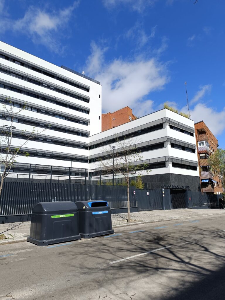 Calle Víctor de la Serna, Madrid